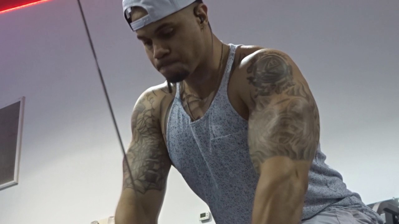 Mask Off- Tricep Workout (WORKOUT MOTIVATION)