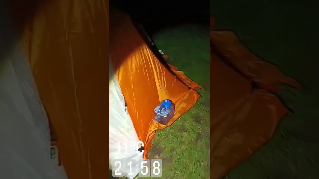 wild camping at Stonehenge in March 2023