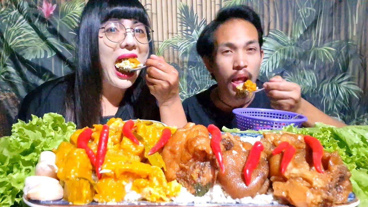 ข้าวราดแกง พะโล้ขาหมู