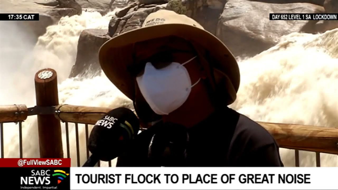 Hundreds of tourists flock to Augrabies Falls National Park in Northern Cape