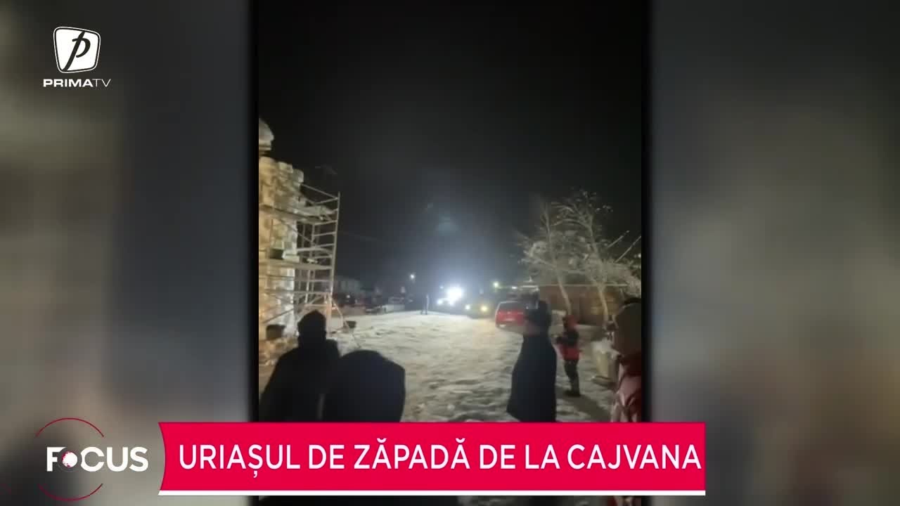 Om de zăpadă înalt de 10 metri la Cajvana