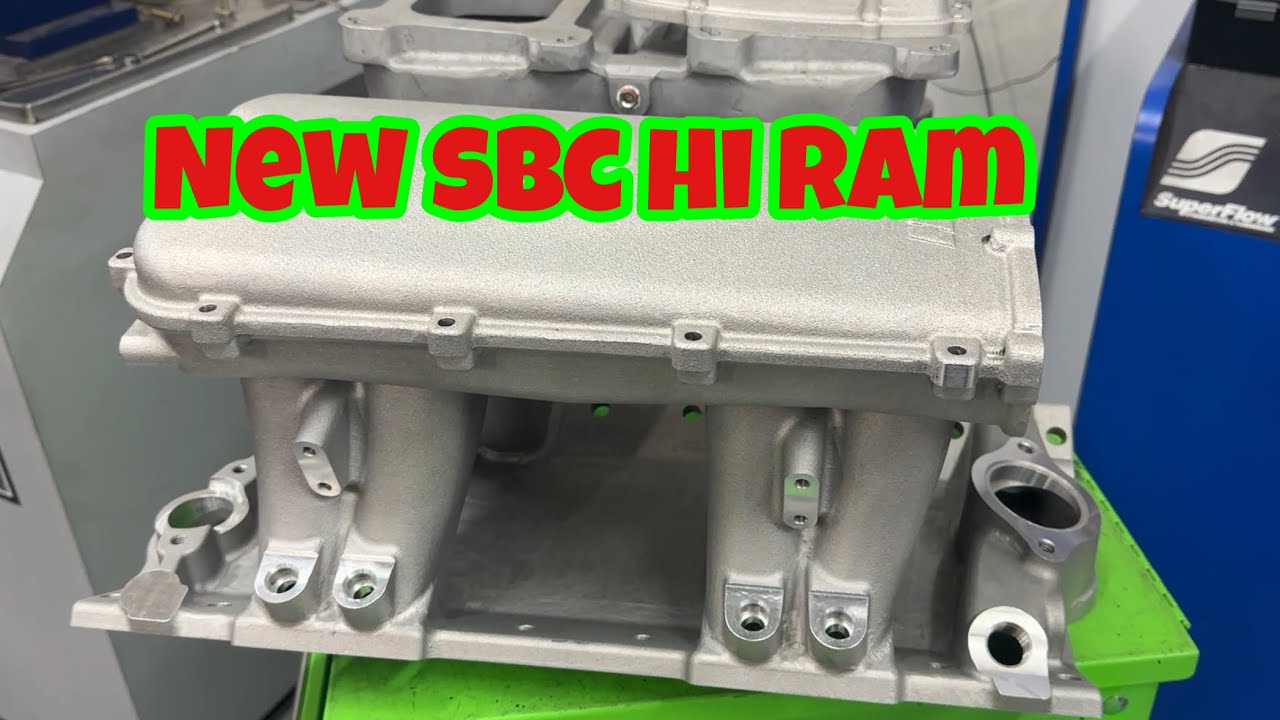 Comparing Holley’s New High Ram For SBC To Old Tunnel Rams