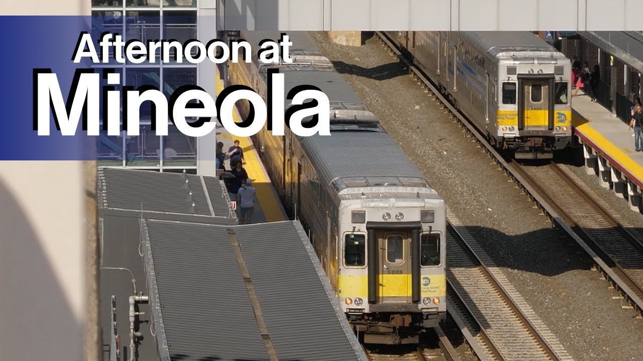 LIRR: Afternoon at Mineola