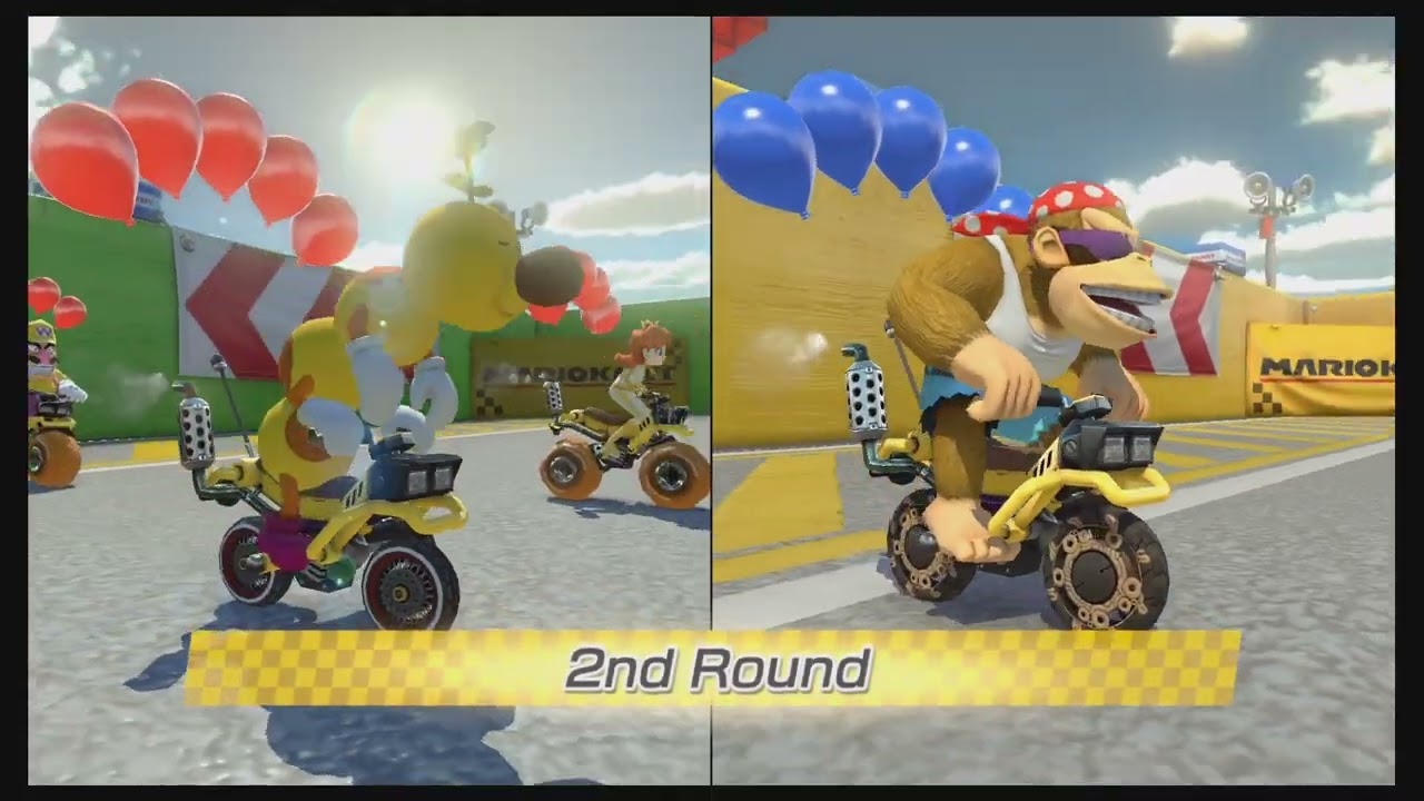 Mario Cart 8 - Team Balloon Battle vs Dad split screen