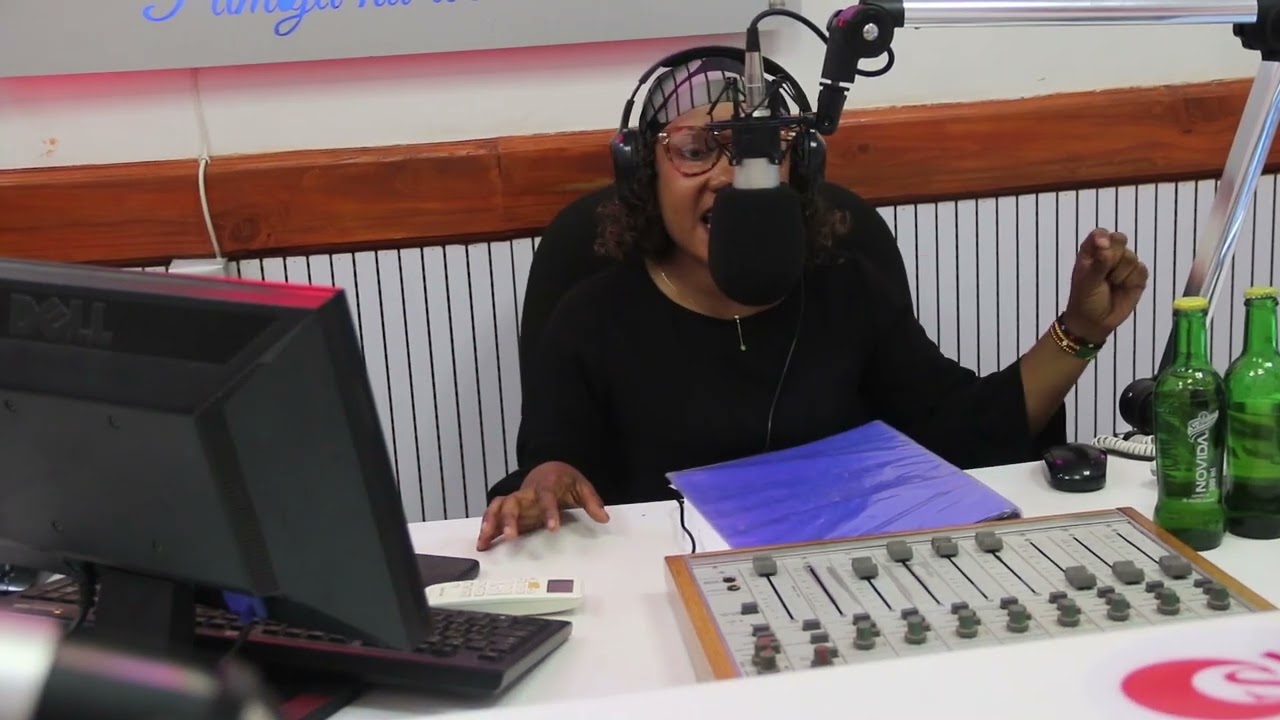 UMESHAKUTANA NA MKUSANYA HELA ZA TAKA MKOROFI!!? HAPO ULIPO 94.9 (Sunrise Radio)