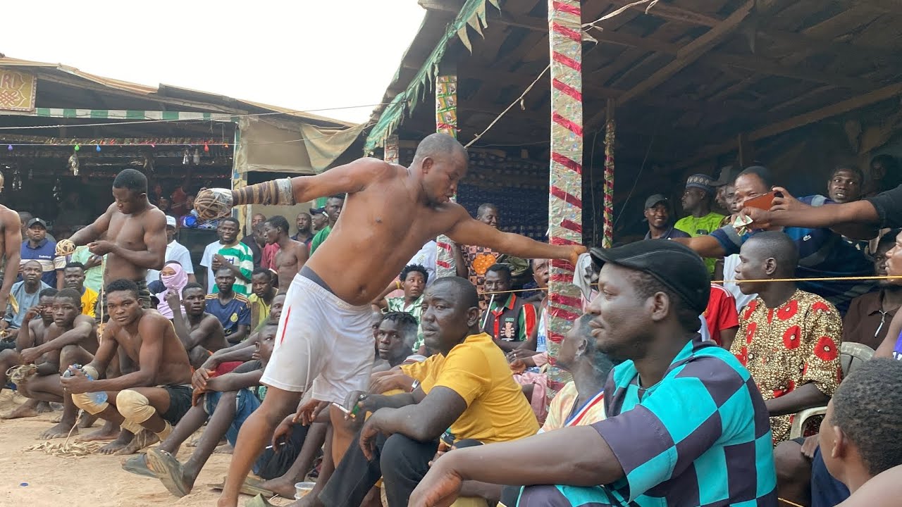 ABBA SISCO DA BAHAGON  SANIN GIDAN DAN KANDE ANYI KAZAMIN DAMBE A ogere 