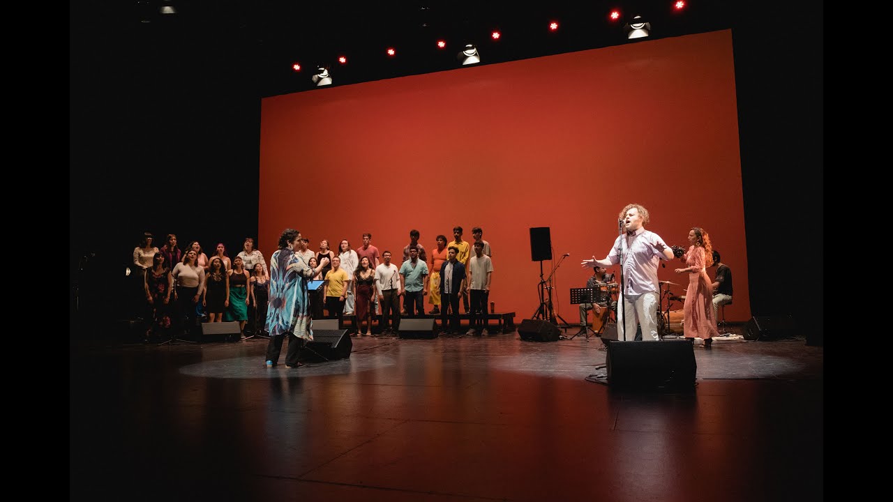 Shosholoza,  tradicional Sudáfrica, interpretación Coro Escuela BAJ Valparaíso. Arr: Jeffery Ames.
