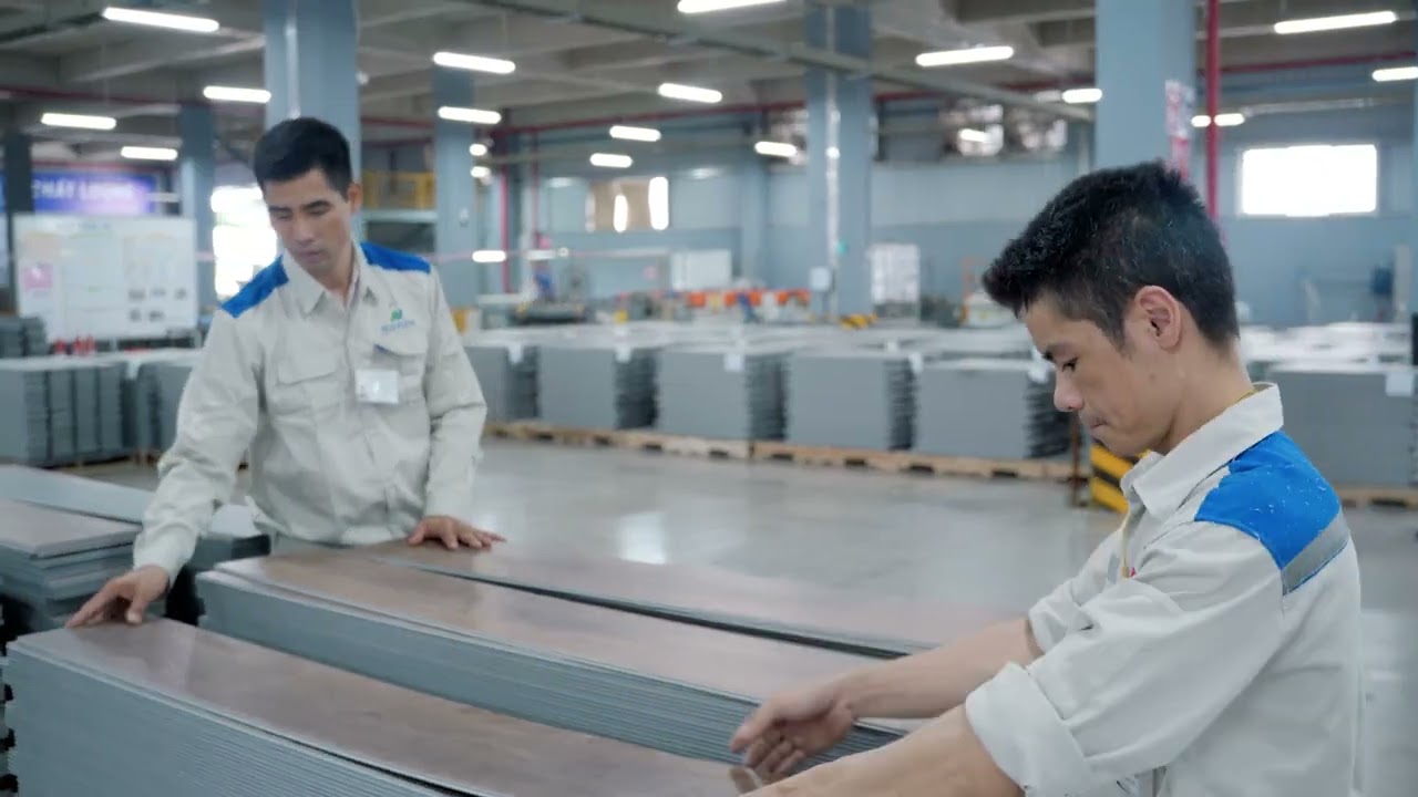 Nh&agrave; m&aacute;y Neo FLoor demo