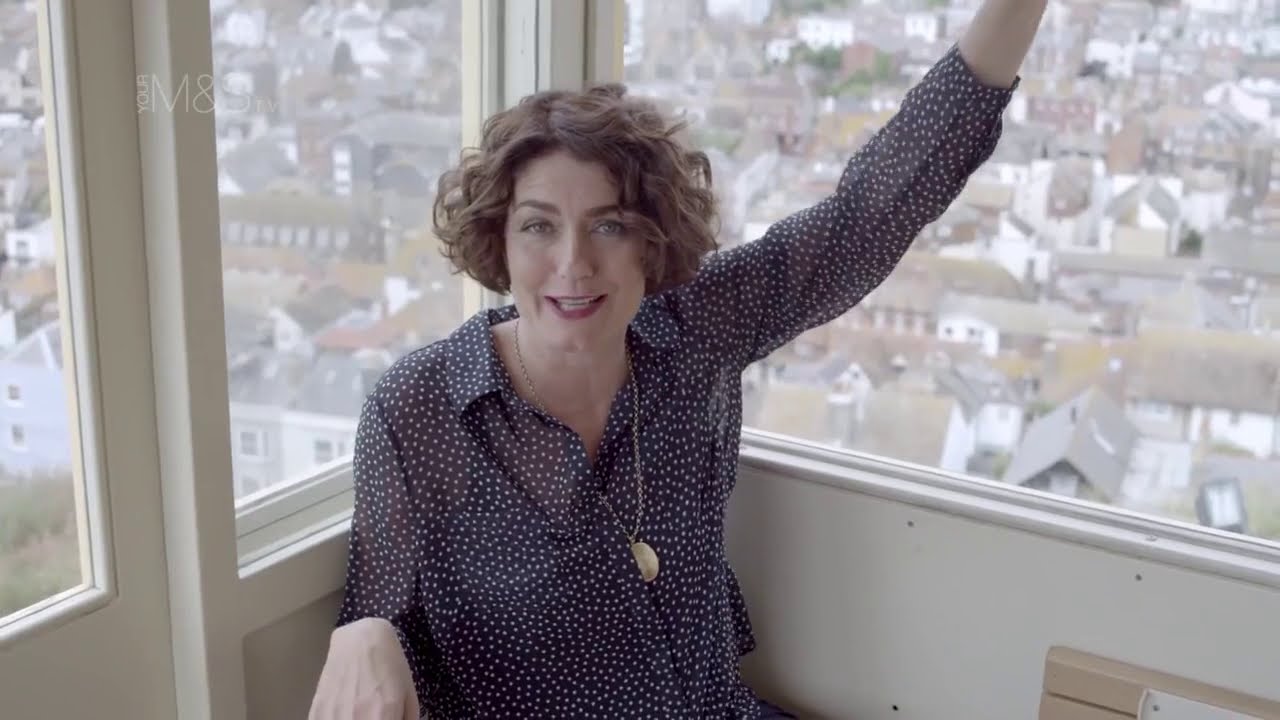 Anna Chancellor