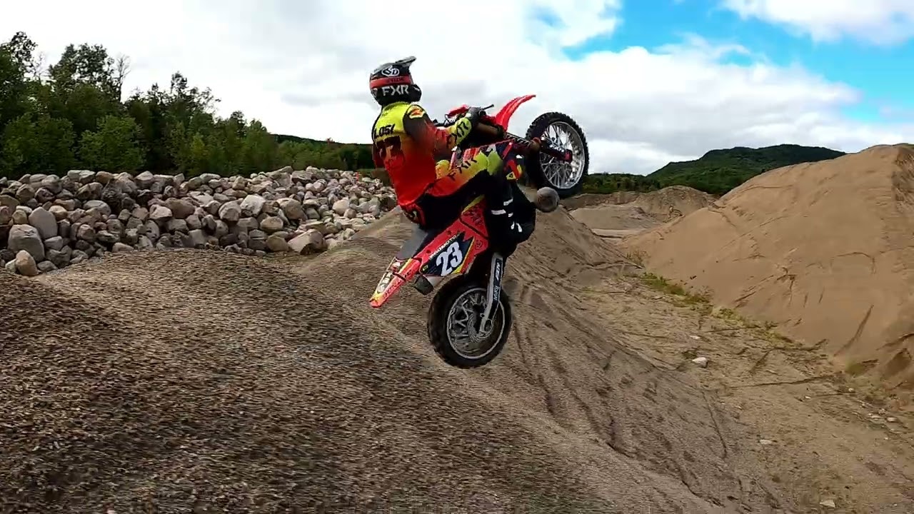 LOSI PROMOTO  MX RC DIRT BIKE BIG AIR.