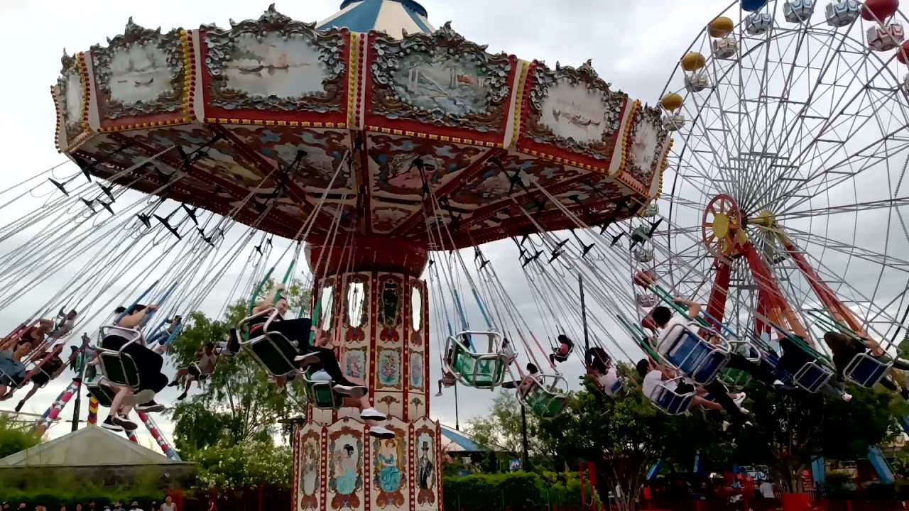 parque de la costa,buenos aires tigre(las sillas voladoras)