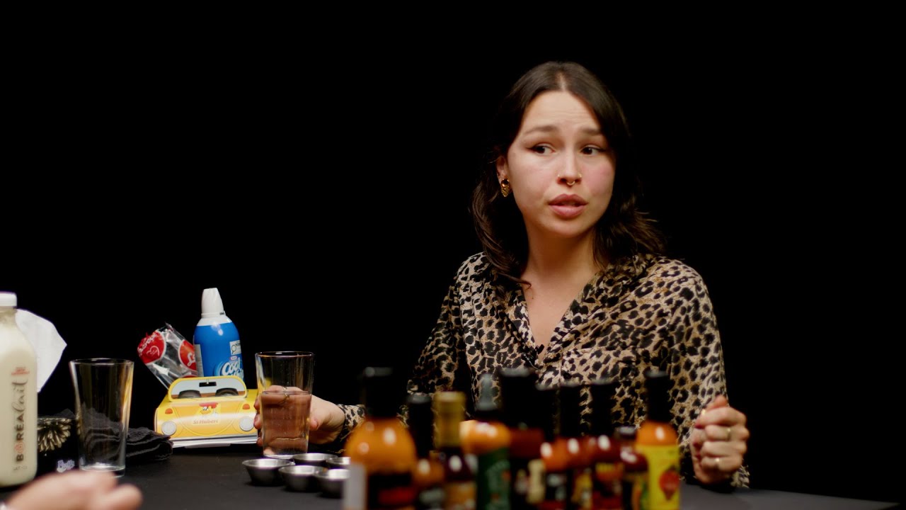 À Chaud (S02E03) - Audrey Fluet