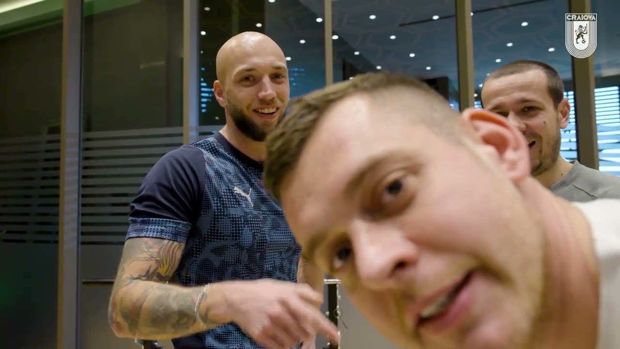 VLOG ALB-ALBASTRU | CUM ARATĂ O ZI DIN CANTONAMENTUL UNIVERSITĂȚII CRAIOVA