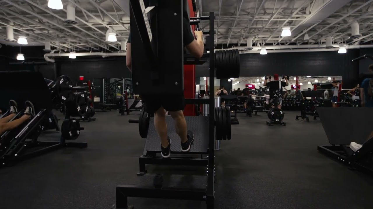 Step Inside the State-of-the-Art Weightlifting Zone at World Gym Tucson