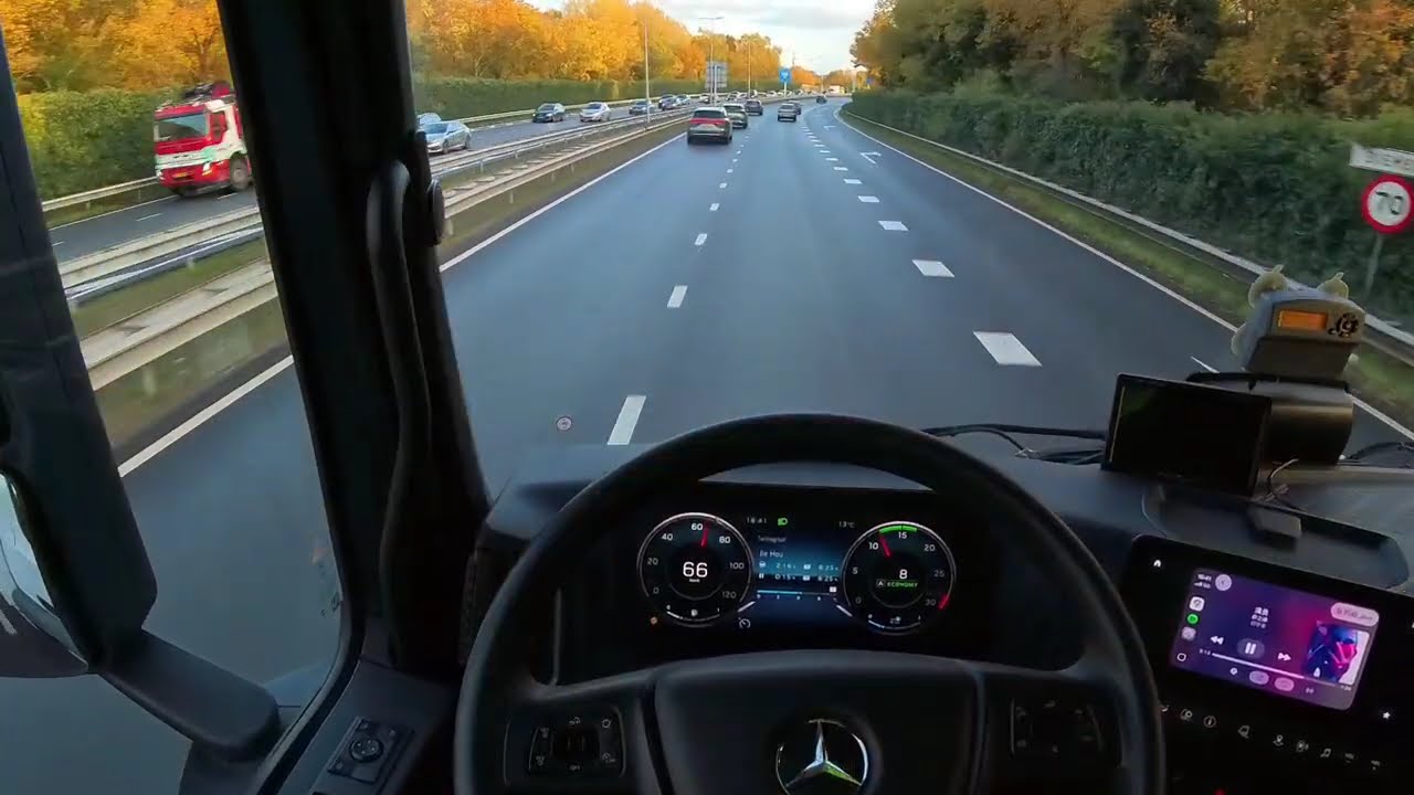 开卡车在阿姆斯特丹Driving in Amsterdam #driving #POV #amsterdam #eurotrucksimulator2 #trucker 