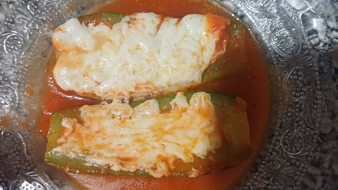 Calabacitas rellenas de  queso🧀 😃