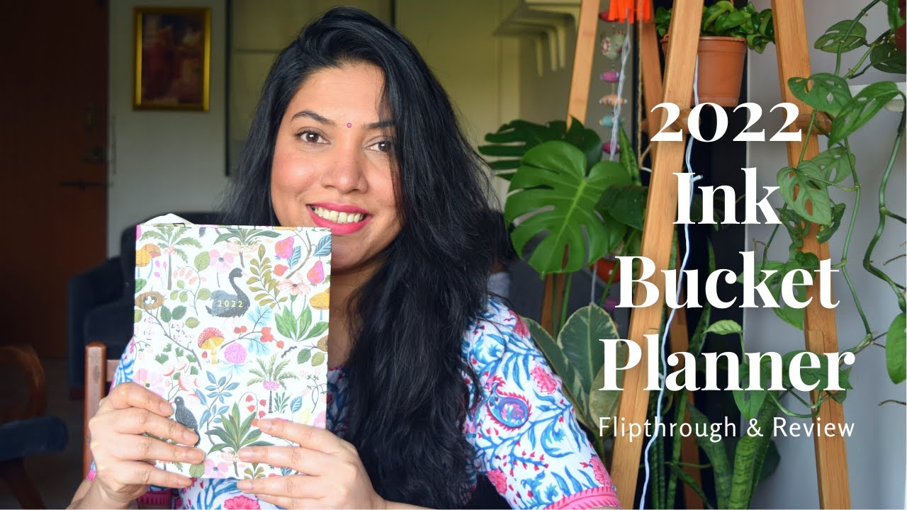 The Ink Bucket Planner 2022 | Flip Through & Review | The Ink Bucket Planner 2022 Review + Freebies
