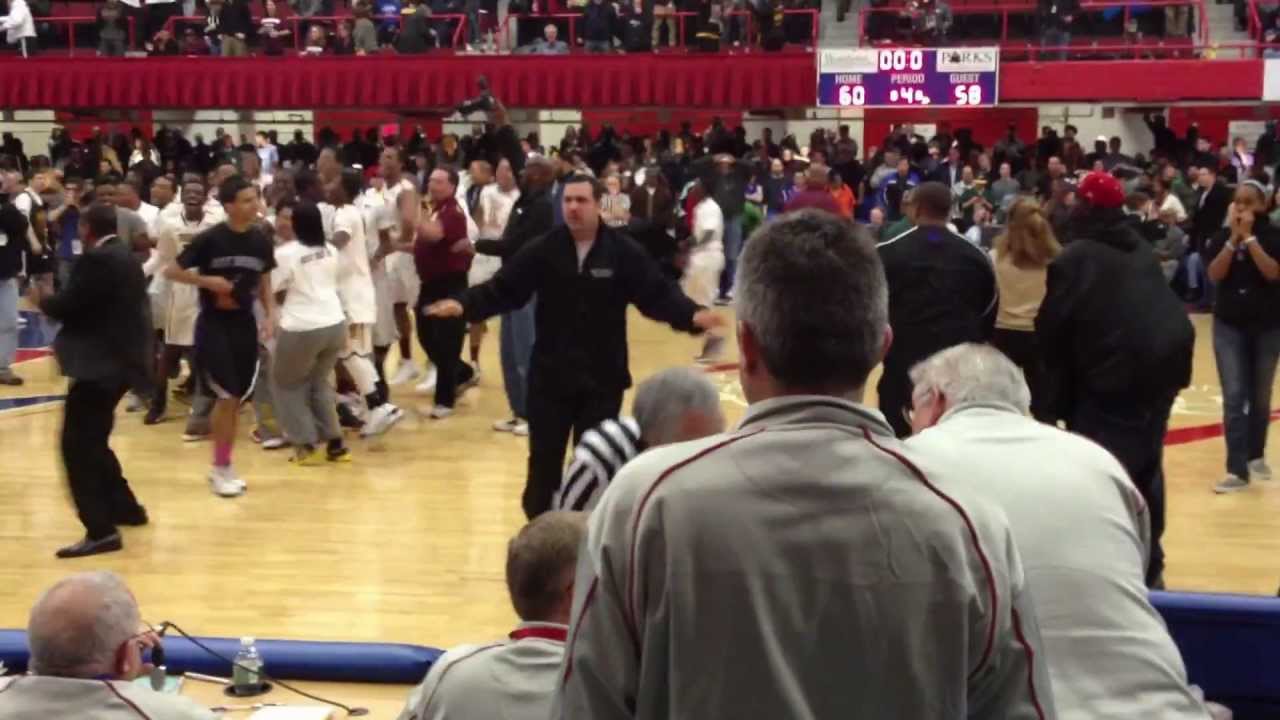 New Ro beats Mount Vernon on stunning buzzer beater to win Section 1 basketball championship