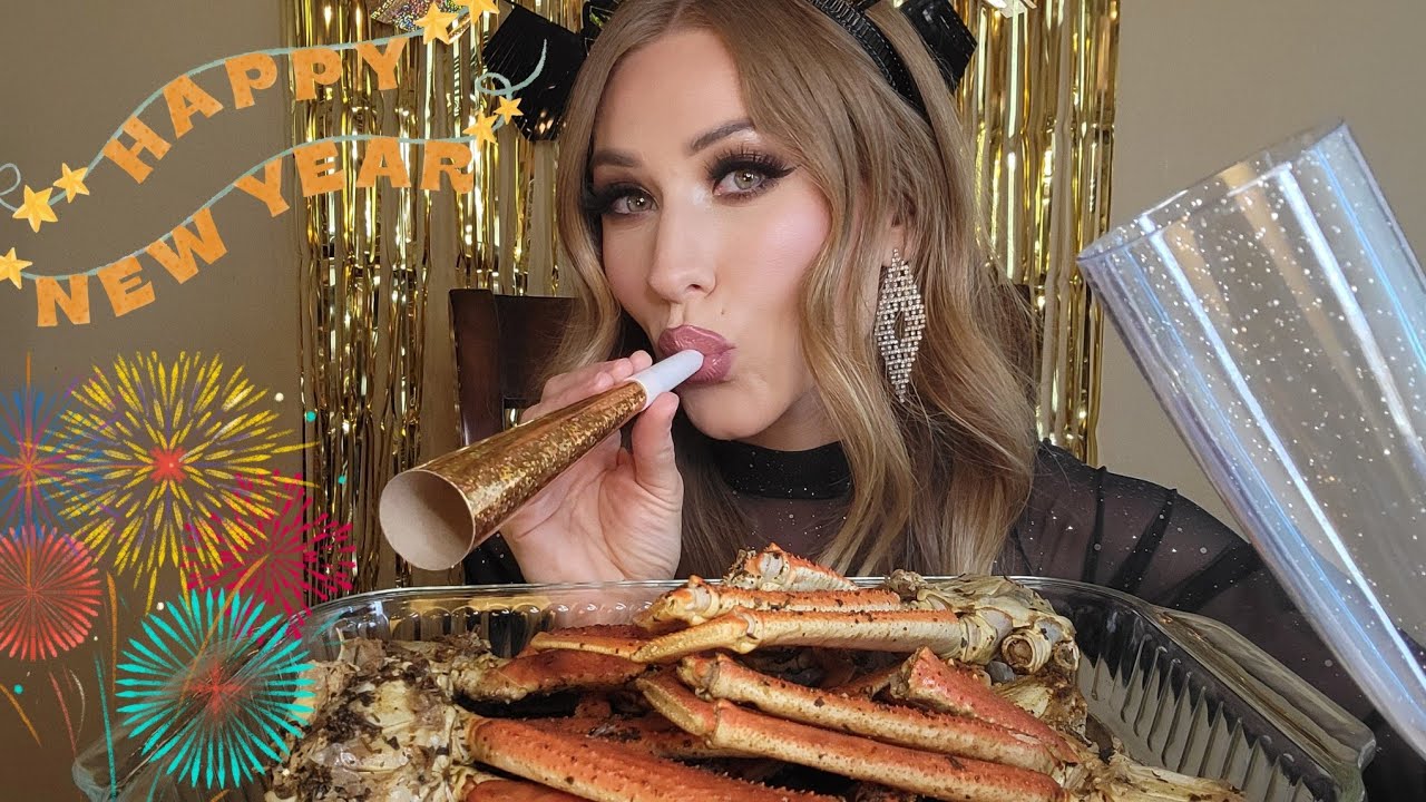 ASMR 🥂 *New Year's Eve* MUKBANG! Crab Legs!! 🦀🧈 (mouth sounds, cracking, eating sounds)