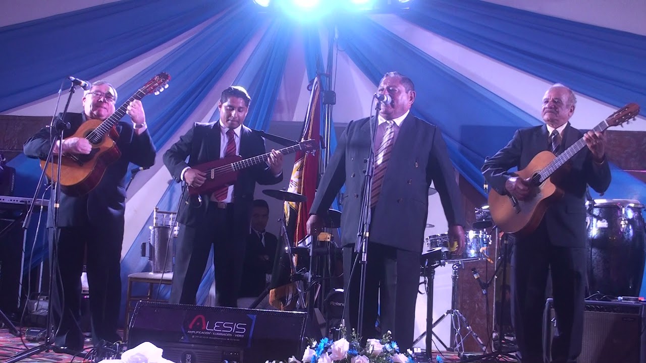 INTERNACIONAL MUSIC   EN VIVO TRIO ECUATORIAL