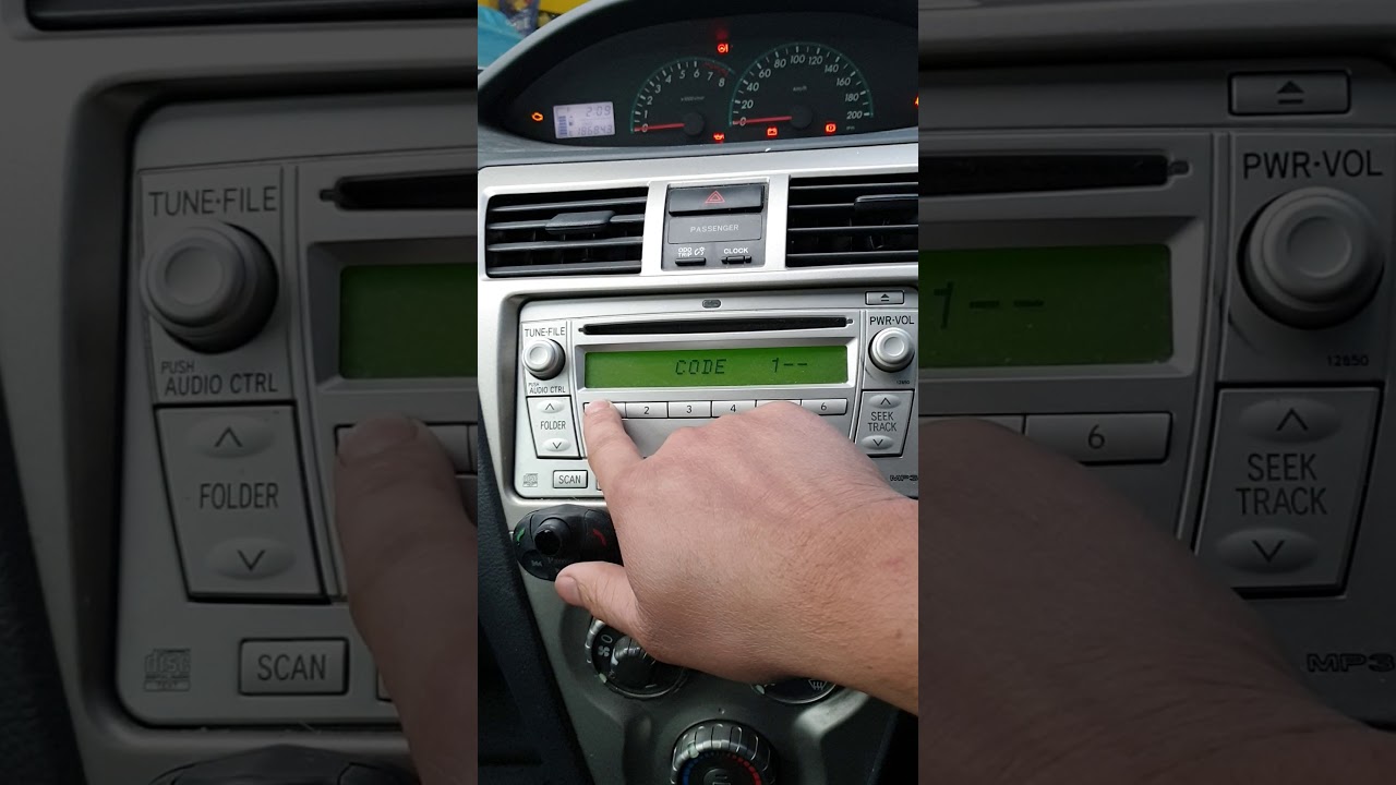Как ввести код безопасности на магнитоле Toyota