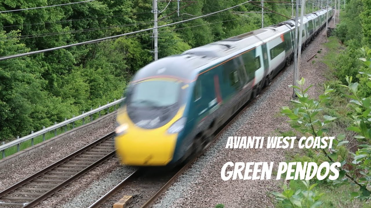 Avanti West Coast green Pendos 390156 & 390155
