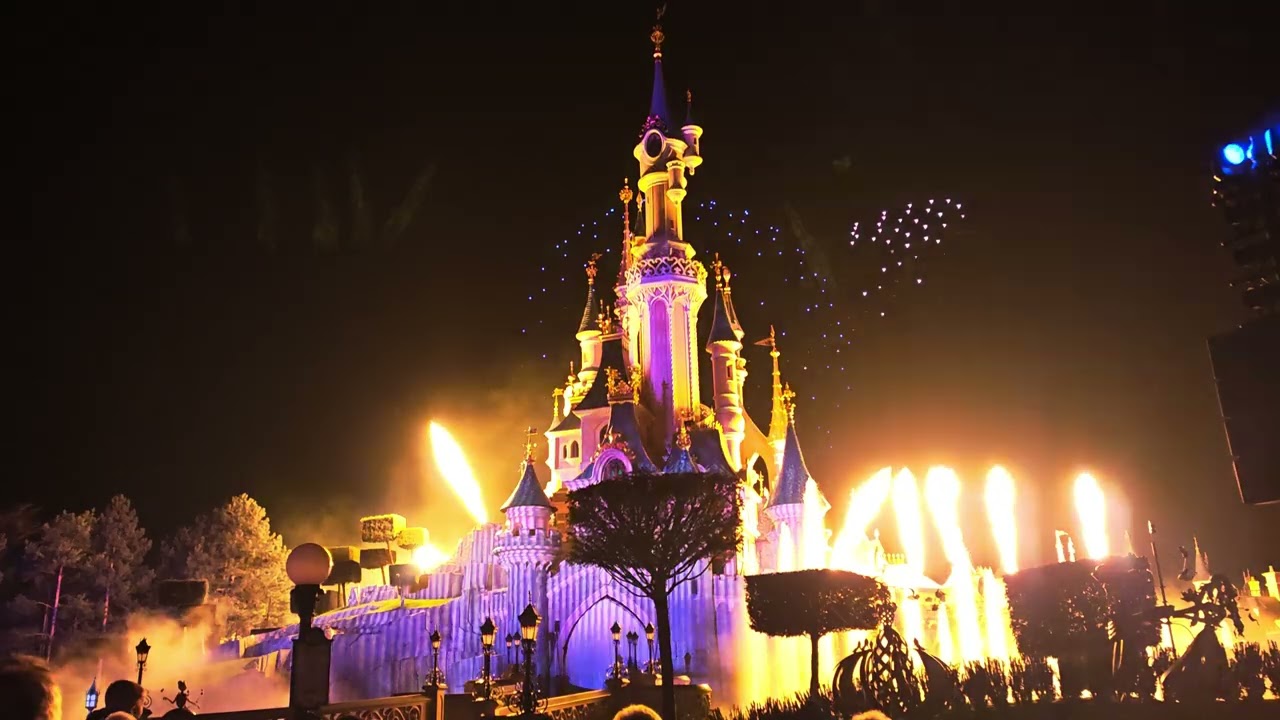 Disneyland Paris Night Show 4K HDR Fireworks (March 2026)