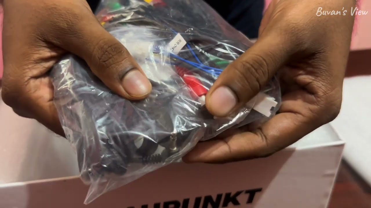 Blaupunkt San Jose 1000 car infotainment system - Unboxing | Buvan's View