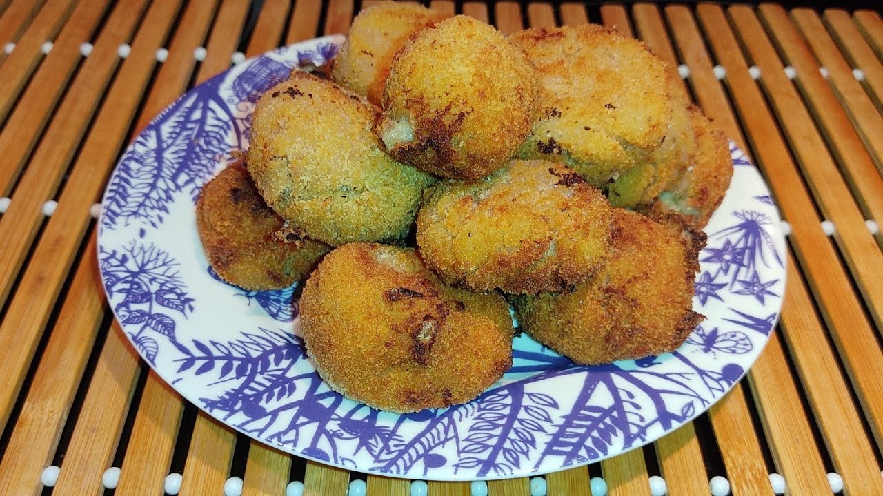 Croquetas al Cabrales. No podrás comer sólo una, ¡¡RIQUÍSIMAS!!.