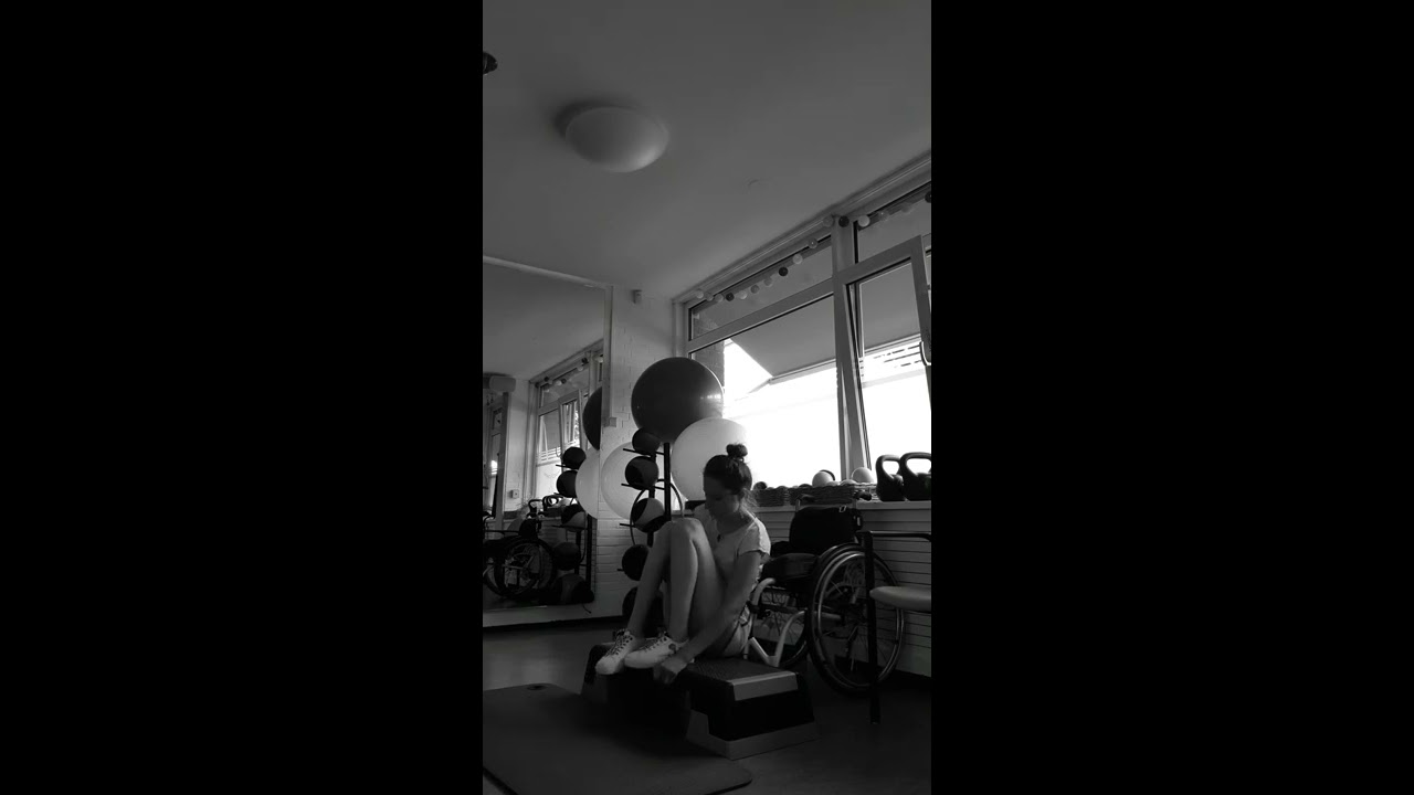Quadriplegic | Transfer from ground to wheelchair #2