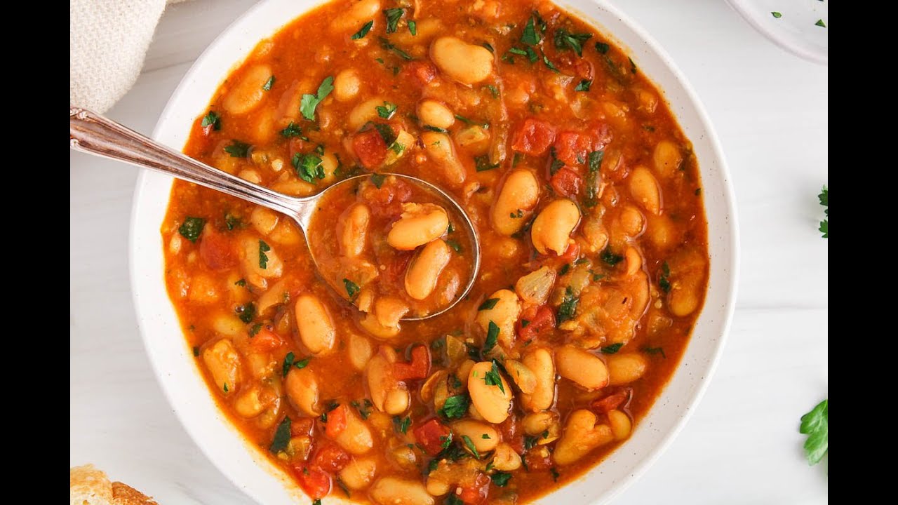 Loubia (Moroccan White Bean Stew)