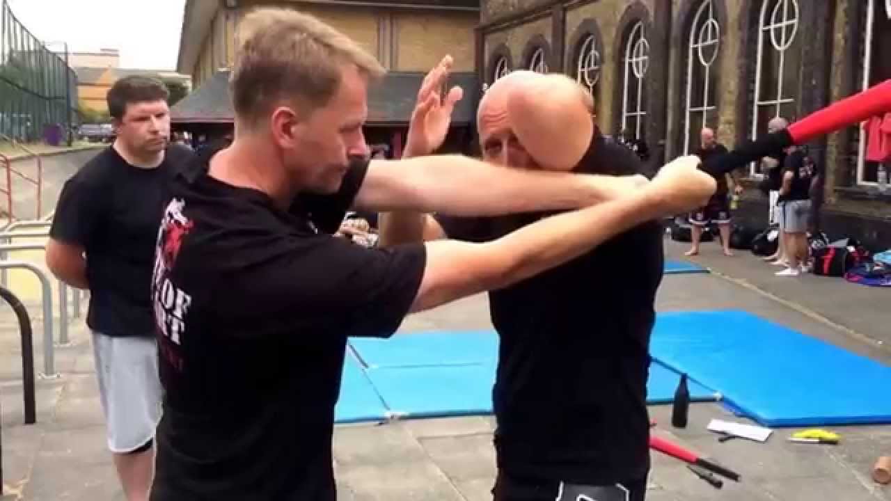 Baseball Bat Defence with Ricky Manetta - MMA Krav Maga