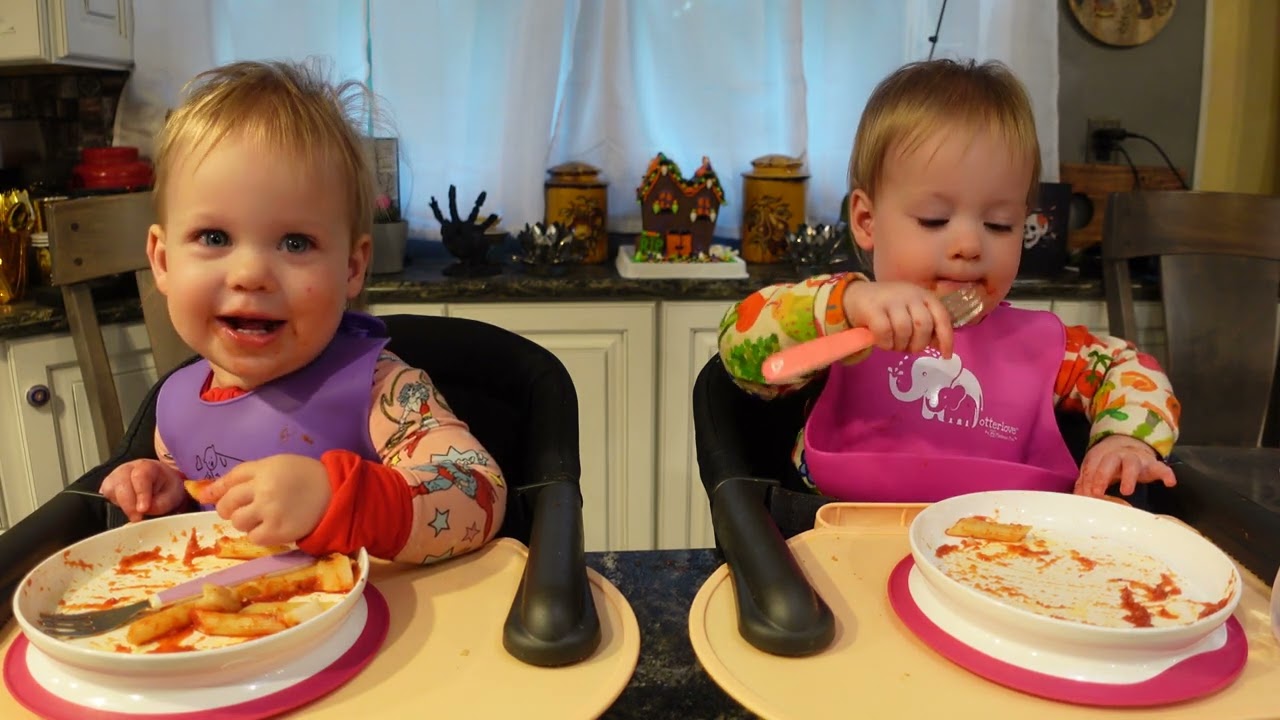Twins try scallops
