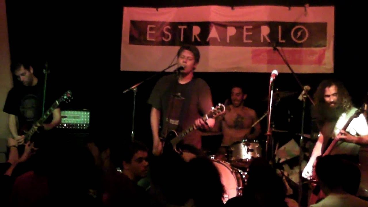 This is a Standoff @ Club del Ritme Estraperlo, Badalona