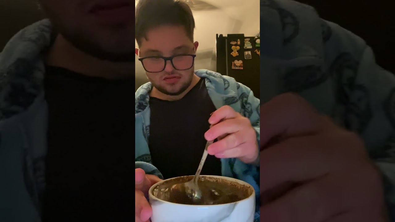 ￼￼ Logan cooks Oreos cake ￼￼￼￼