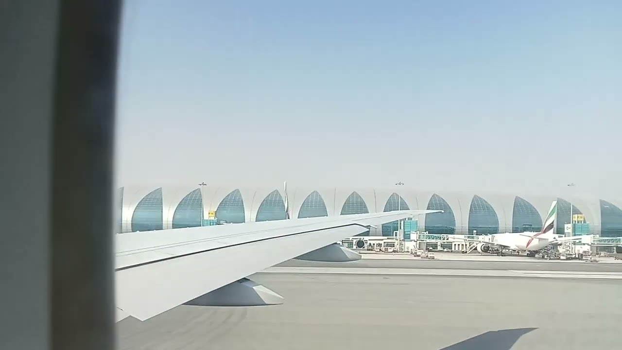 (Takeoff) | EK941 Emirates Airlines Boeing B777-300ER (A6-ENL) | Dubai (DXB) - Baghdad (BGW)