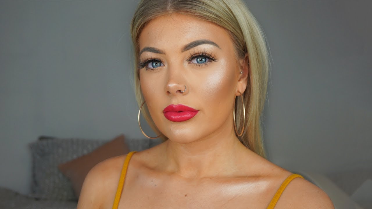 PERFECT GLOWY SKIN & CLASSIC RED LIP TUTORIAL | AMY COOMBES