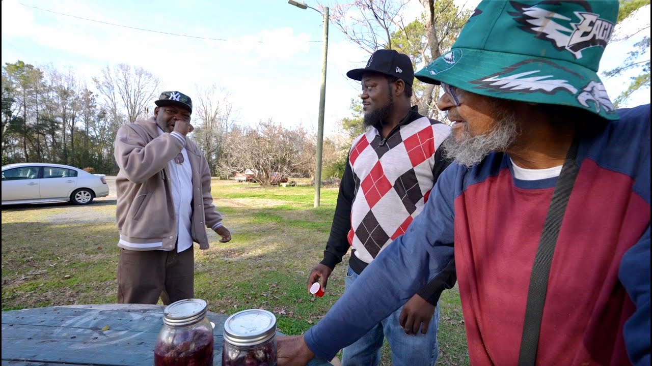 Sampling Homemade MOONSHINE (Country Style)