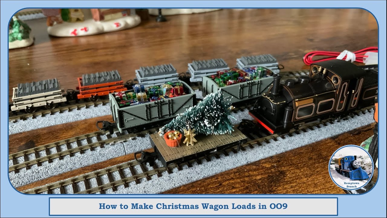 How to Make Christmas-themed Wagon Loads in OO9