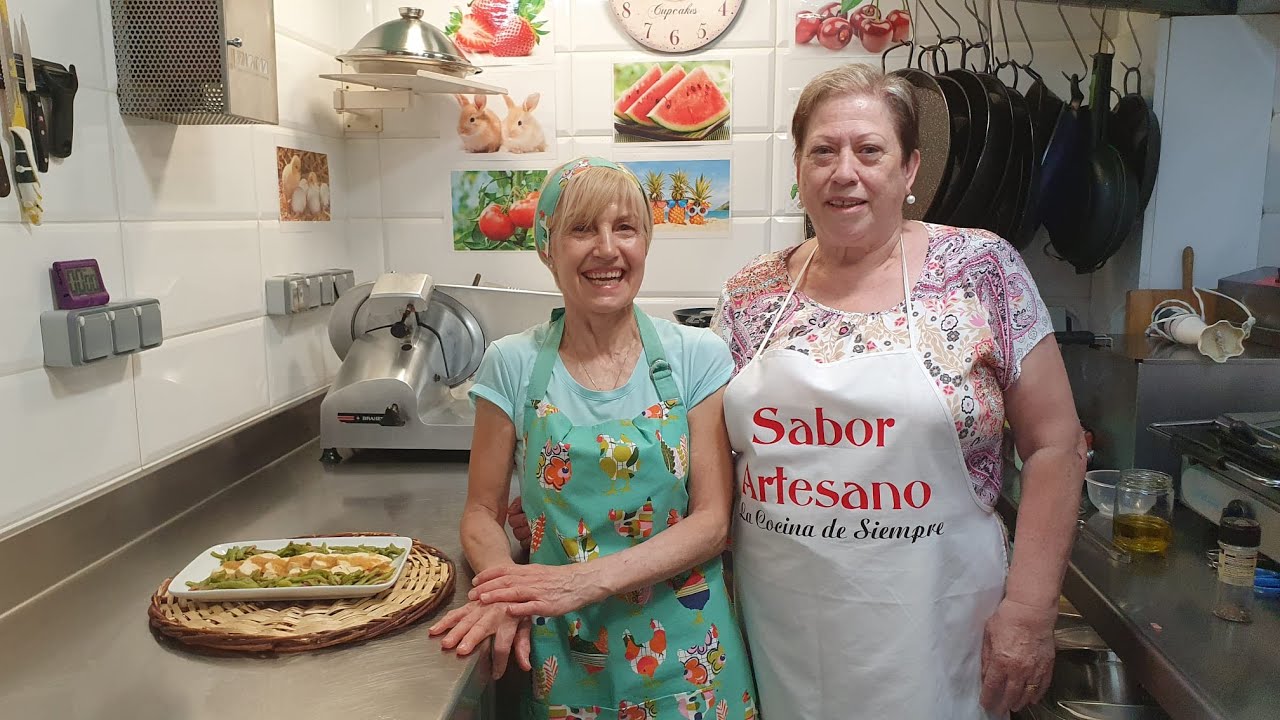 Pollo en salsa de Ana la granadina y judías verdes salteadas de Isabel