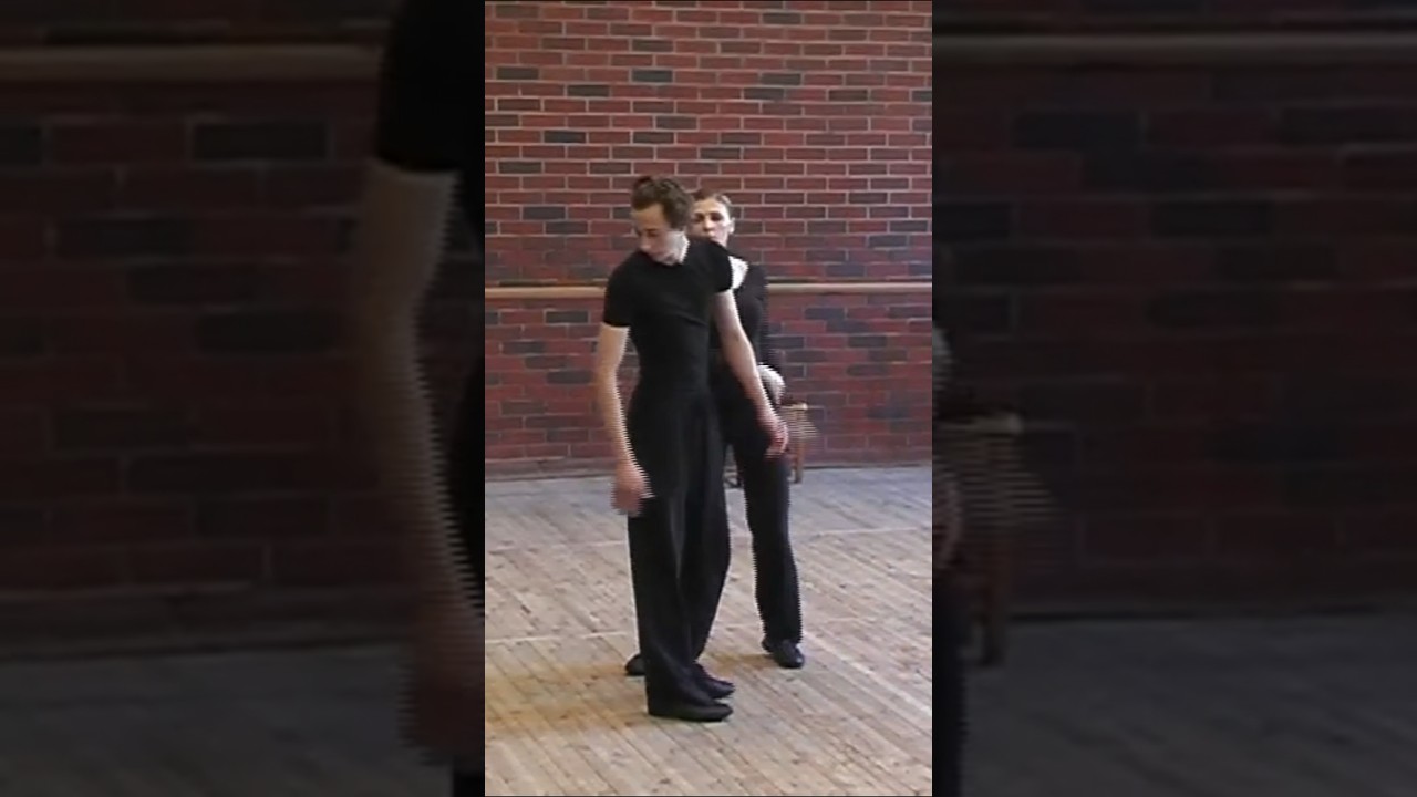 За что пощёчина? 😬 Студенты актёры #сценическоедвижение #сценическийбой #сценическаядрака #пощёчина