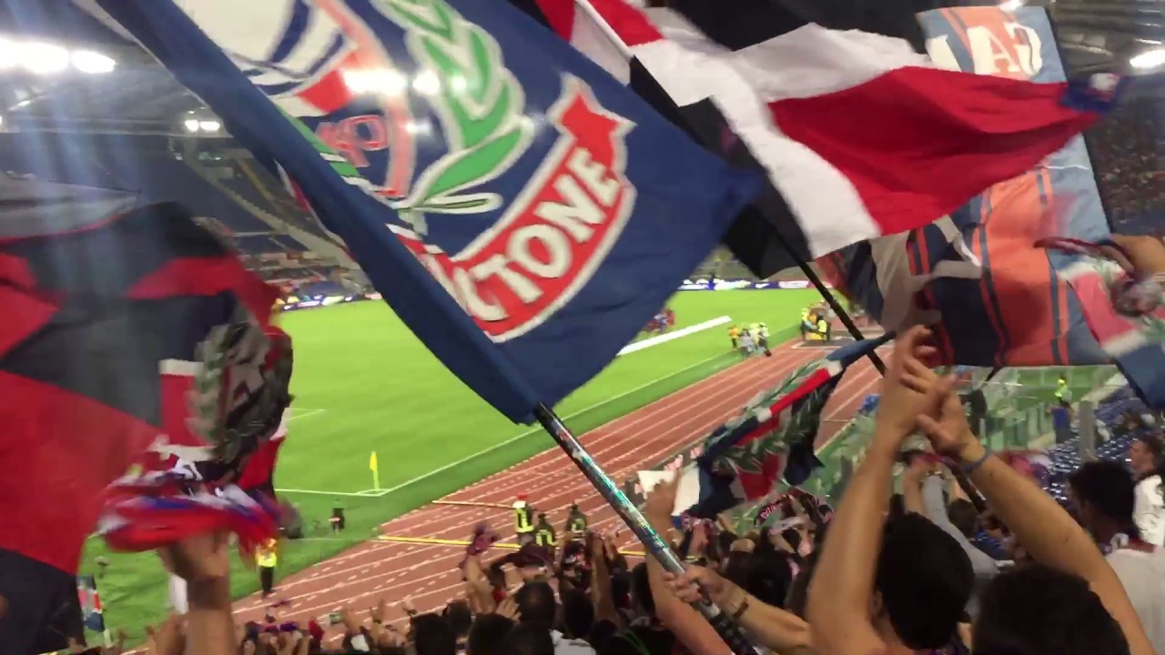 Non tifo per gli squadroni ma tifo te - Crotonesi allo stadio Olimpico di Roma