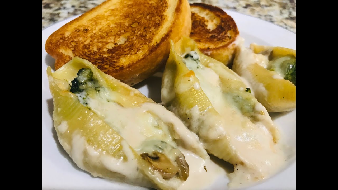 CREAMY Chicken Alfredo Stuffed Pasta Shells