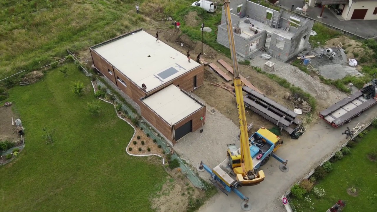 Pose d'une maison à ossature bois en 1 journée (maisons booa)