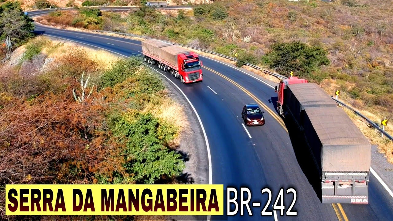 Imagens aéreas da Serra da Mangabeira e a curva mais perigosa da BR-242 na Bahia