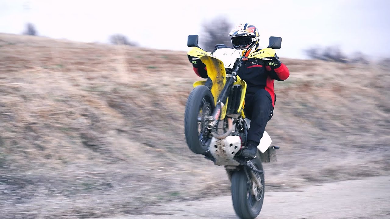 БЕЗ AI! #motorcycle #bulgaria #stefmoto #fyp #viral #motovlog #moto #sofia #varna #supermoto #stunt