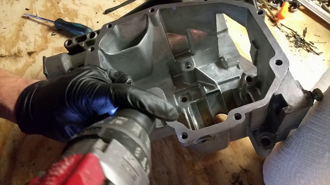 Kubota TG1860G Hydrostatic Transmission Rebuild