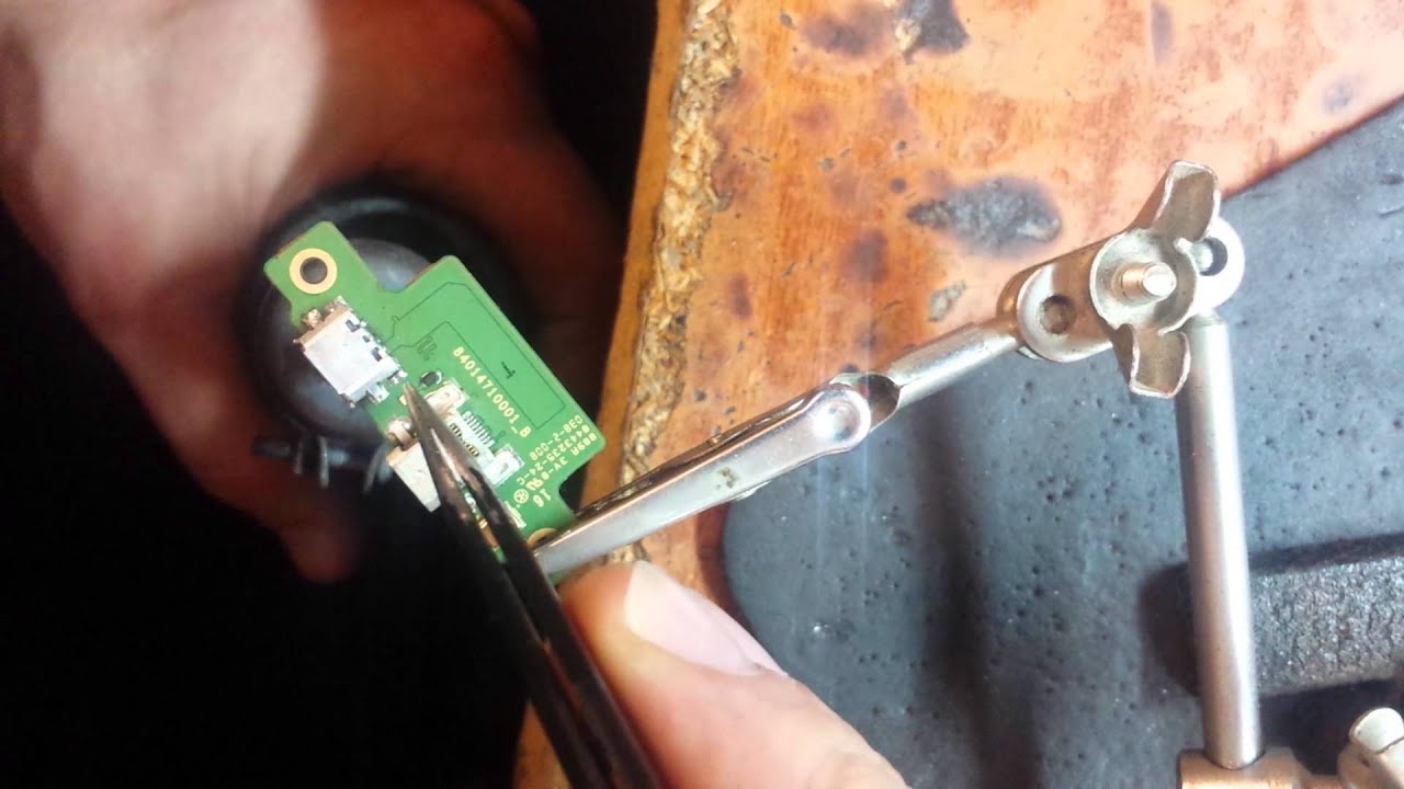 Motorola XOOM 2 MZ615 замена гнезда зарядки