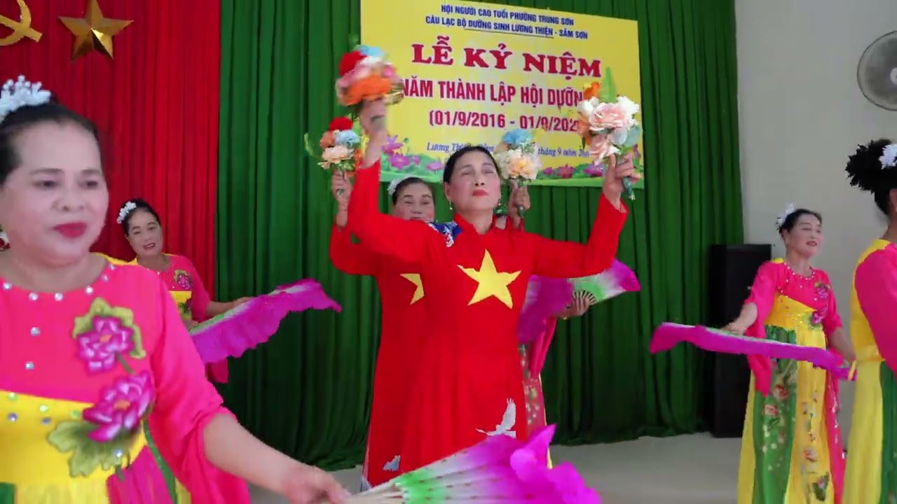 Đất Nước Tình Xuân - CLB DS Lương Thiện Sầm Sơn - Thanh Hoá
