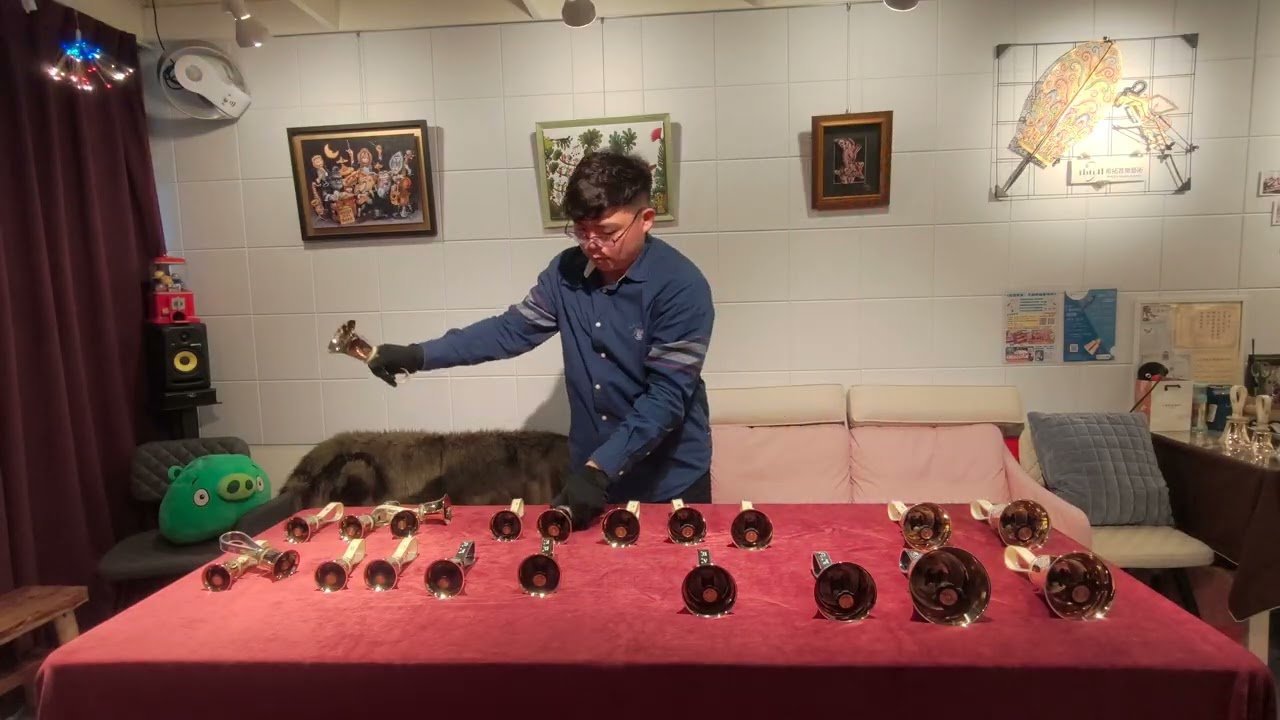 【Solo】《十架苦路》為手鐘獨奏與鋼琴，手鐘演奏：廖憲一  “Via Dolorosa” for Handbell solo by Hin-Iat Liu